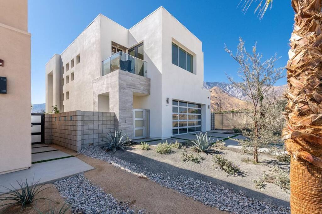 Gateway Luxury Resort Style With A Private Pool Palm Springs Exterior photo